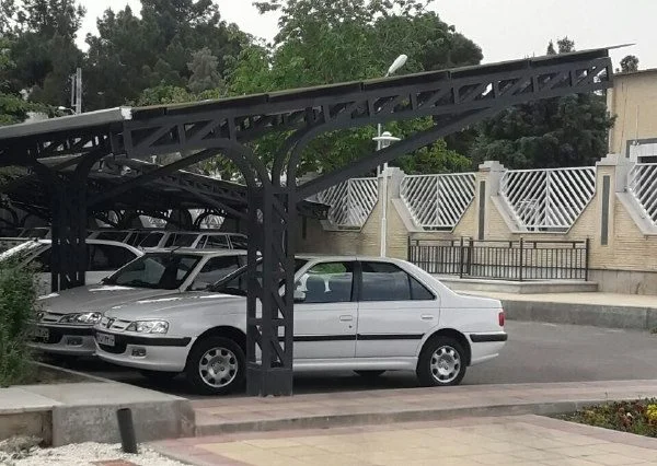 Does the type and size of the canopy installed comply with the laws related to urban development?