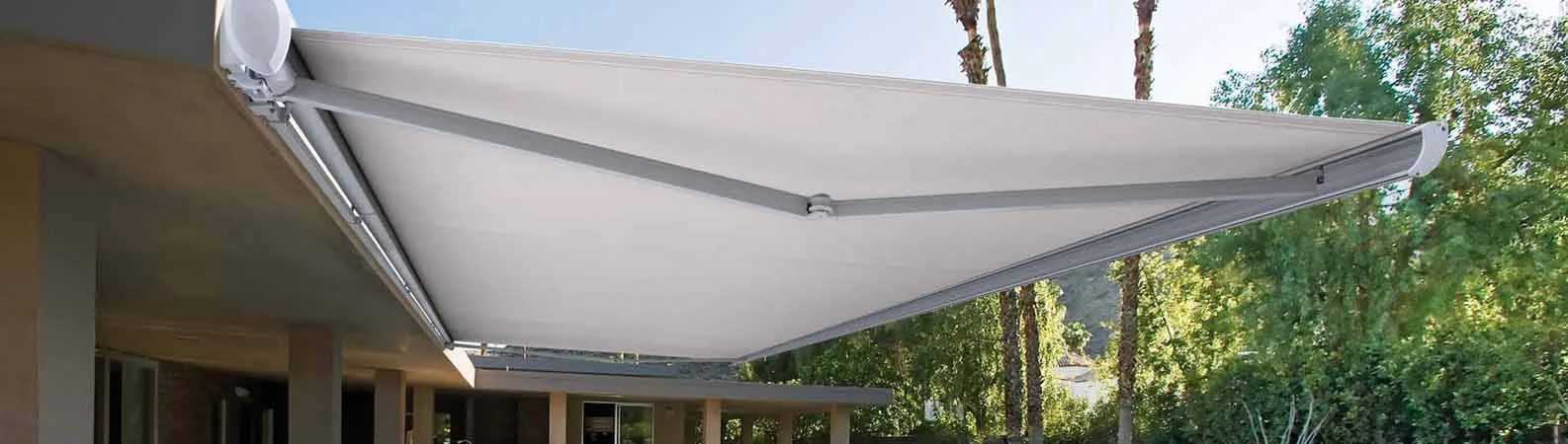 What are the dimensions and sizes of shop awnings?